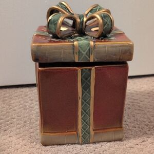 Gibson Red Vintage Hand Painted Stoneware Gift Box Cookie Jar